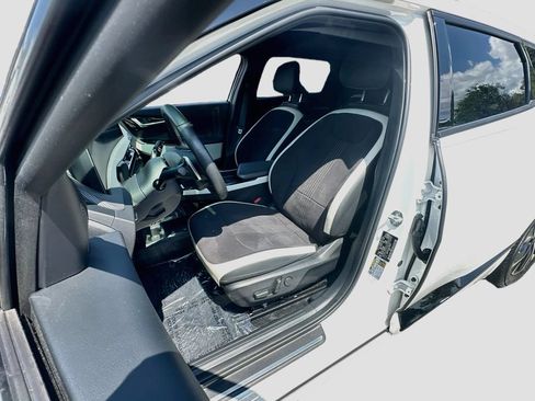 Certified 2023 Kia EV6 GT-Line w/ GT-Line Suede Seat Package RWD image 22