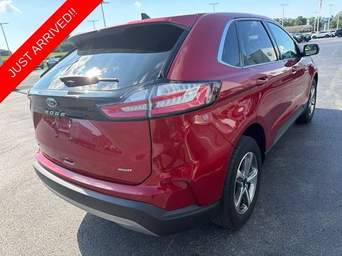 Used 2023 Ford Edge SEL w/ Convenience Package AWD/4WD image 4