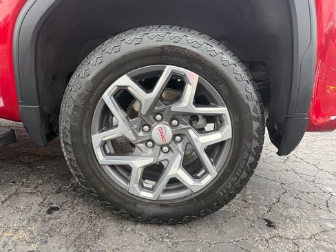 Used 2023 GMC Sierra 1500 SLT AWD/4WD image 41