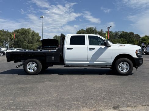 Used 2023 RAM 2500 Tradesman AWD/4WD image 9