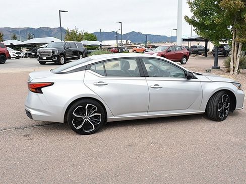 Certified 2023 Nissan Altima 2.5 SR image 10