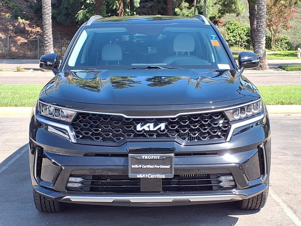 Certified 2023 Kia Sorento EX FWD image 2