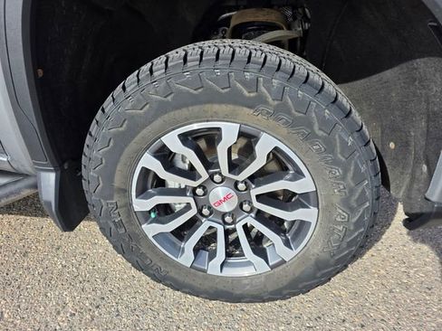 Used 2023 GMC Sierra 1500 AT4 w/ Technology Package image 6