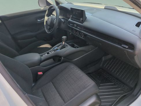 Used 2024 Honda HR-V LX image 18
