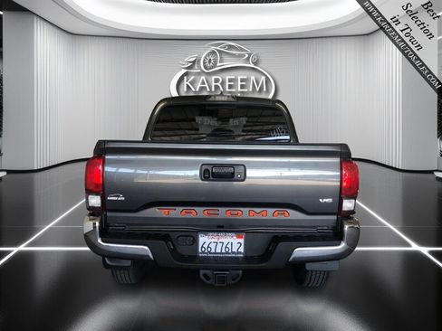 Used 2018 Toyota Tacoma SR5 image 6