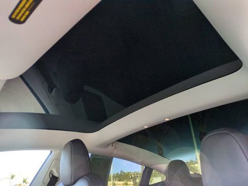 Used 2023 Tesla Model 3 Standard Range image 24