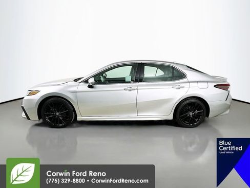 Used 2023 Toyota Camry XSE image 4