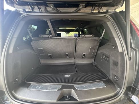 Certified 2021 Cadillac Escalade Premium Luxury w/ Performance Package AWD/4WD image 27