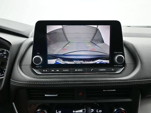 Used 2026 Nissan Rogue SV FWD image 16