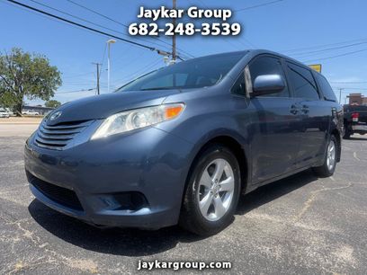 Used 2014 Toyota Sienna LE