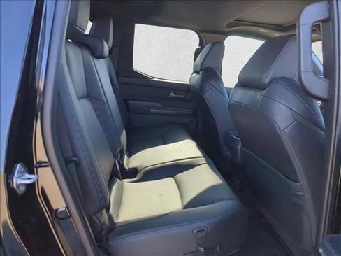 Used 2024 Toyota Tacoma TRD Off-Road image 18