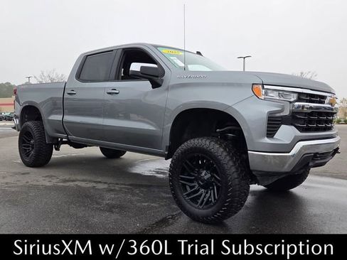 Used 2025 Chevrolet Silverado 1500 LT image 17