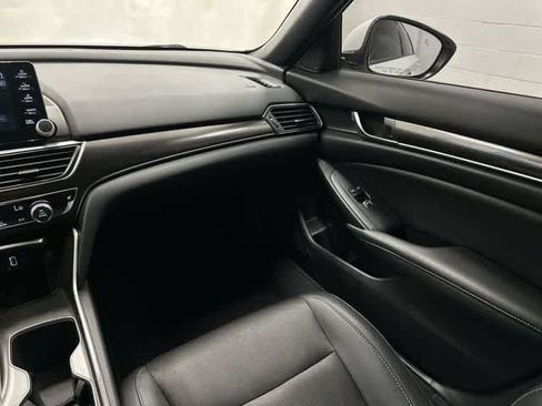Used 2020 Honda Accord Sport image 13