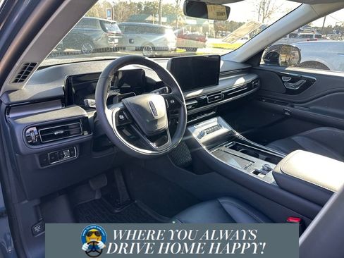 New 2026 Lincoln Aviator Premiere image 7