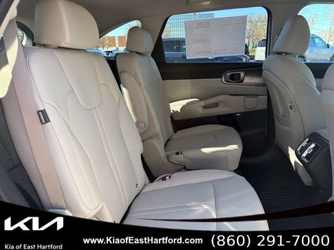 New 2026 Kia Sorento EX w/ EX Premium Package AWD/4WD image 14