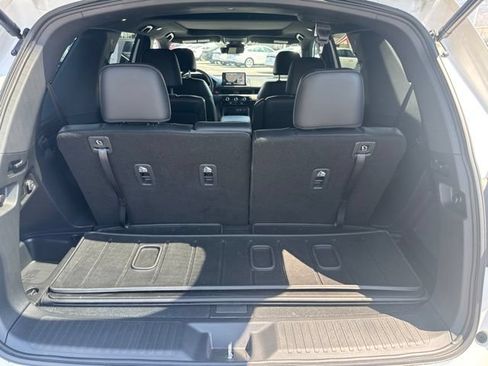 Certified 2025 Honda Pilot TrailSport image 39