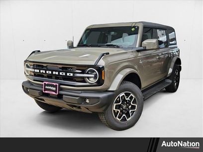New 2025 Ford Bronco Outer Banks