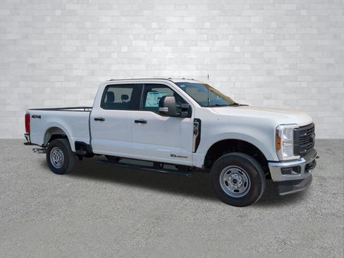 Used 2025 Ford F250 XL image 2