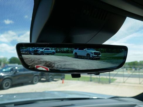 New 2026 GMC Yukon XL Denali Ultimate AWD/4WD image 24