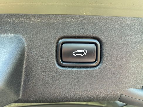 Used 2024 Kia Sportage X-Line w/ X-Line Premium Package AWD/4WD image 9