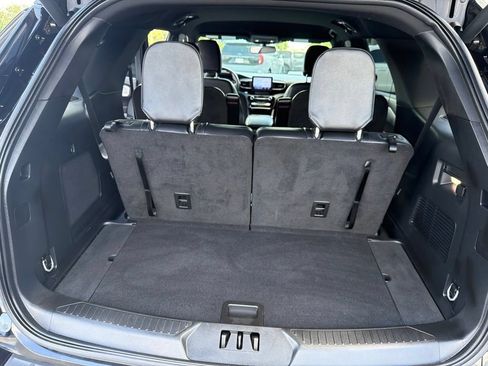 Used 2023 Ford Explorer ST-Line RWD image 13