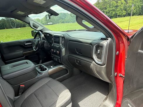 Used 2021 Chevrolet Silverado 1500 LT Trail Boss w/ Convenience Package II AWD/4WD image 16