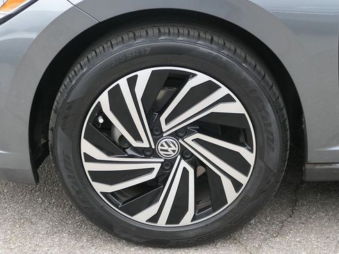 Used 2021 Volkswagen Jetta SEL FWD image 9