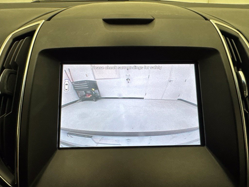 Used 2019 Ford Edge Titanium w/ Equipment Group 301A AWD/4WD image 29