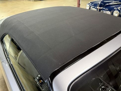 Used 2019 Rolls-Royce Dawn image 41