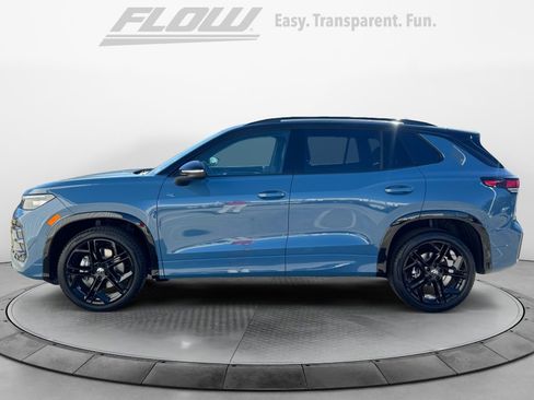 New 2026 Volkswagen Tiguan SE R-Line AWD/4WD image 4