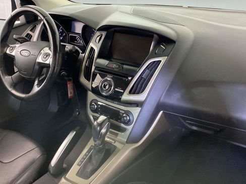 Used 2012 Ford Focus SEL FWD image 55