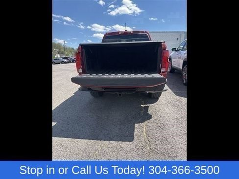 Used 2024 Chevrolet Colorado Z71 w/ Z71 Convenience Package 2 AWD/4WD image 14