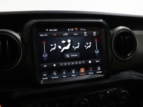 Used 2023 Jeep Wrangler Unlimited w/ Cold Weather Group AWD/4WD image 29