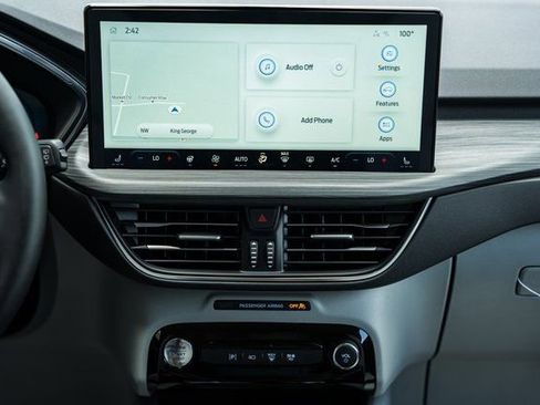 New 2025 Ford Escape SE w/ PHEV Premium Package image 32