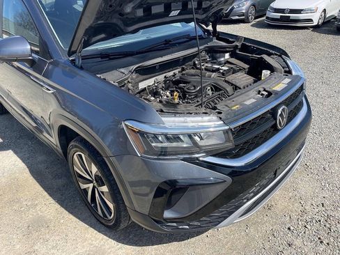 Used 2022 Volkswagen Taos SE AWD/4WD image 25