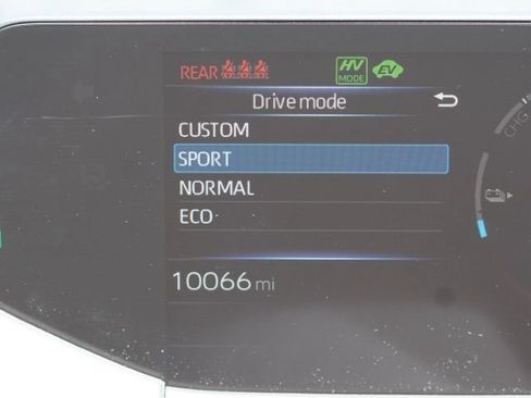 Used 2024 Toyota Prius Prime Premium FWD image 37