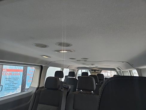 Used 2023 Ford Transit 350 XLT image 40