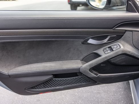 Certified 2023 Porsche 718 Cayman GT4 RS RWD image 32