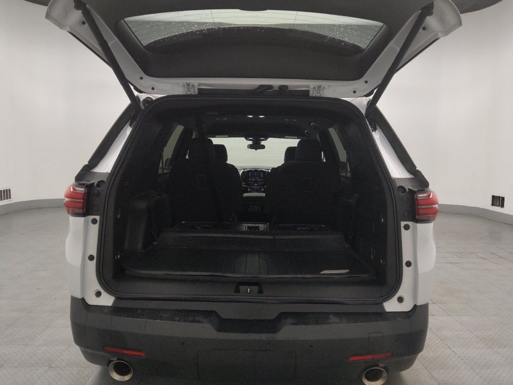 Used 2022 Chevrolet Traverse LT w/ LPO, Floor Liner Package AWD/4WD image 29