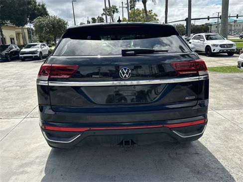 Used 2021 Volkswagen Atlas Cross Sport SE w/ Panoramic Sunroof Package image 11