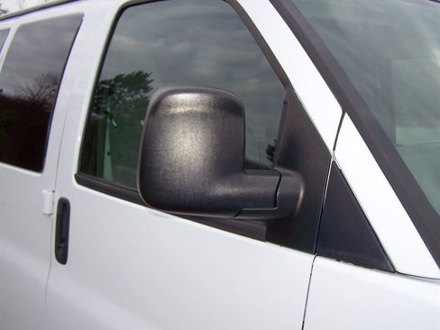 Used 2017 Chevrolet Express 2500 LT w/ LT Preferred Equipment Group image 25