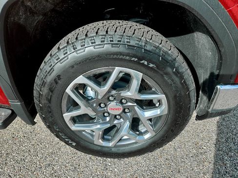 New 2026 GMC Sierra 1500 SLT w/ SLT Premium Package AWD/4WD image 39