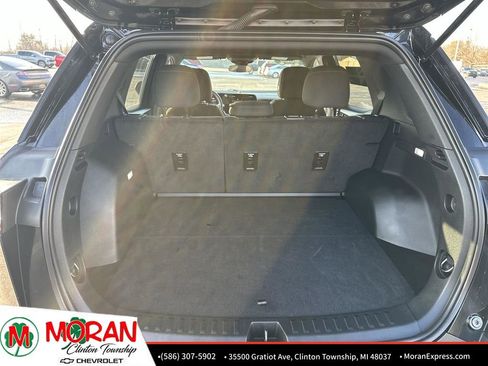 Used 2025 Chevrolet Equinox LT image 25