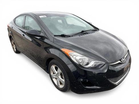 Used 2013 Hyundai Elantra GLS w/ Preferred Pkg image 8