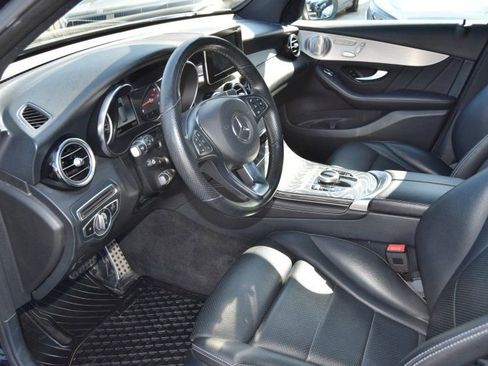 Used 2019 Mercedes-Benz GLC 300 4MATIC image 18