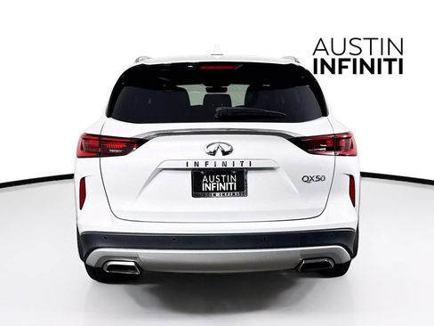 Certified 2023 INFINITI QX50 Luxe FWD image 8