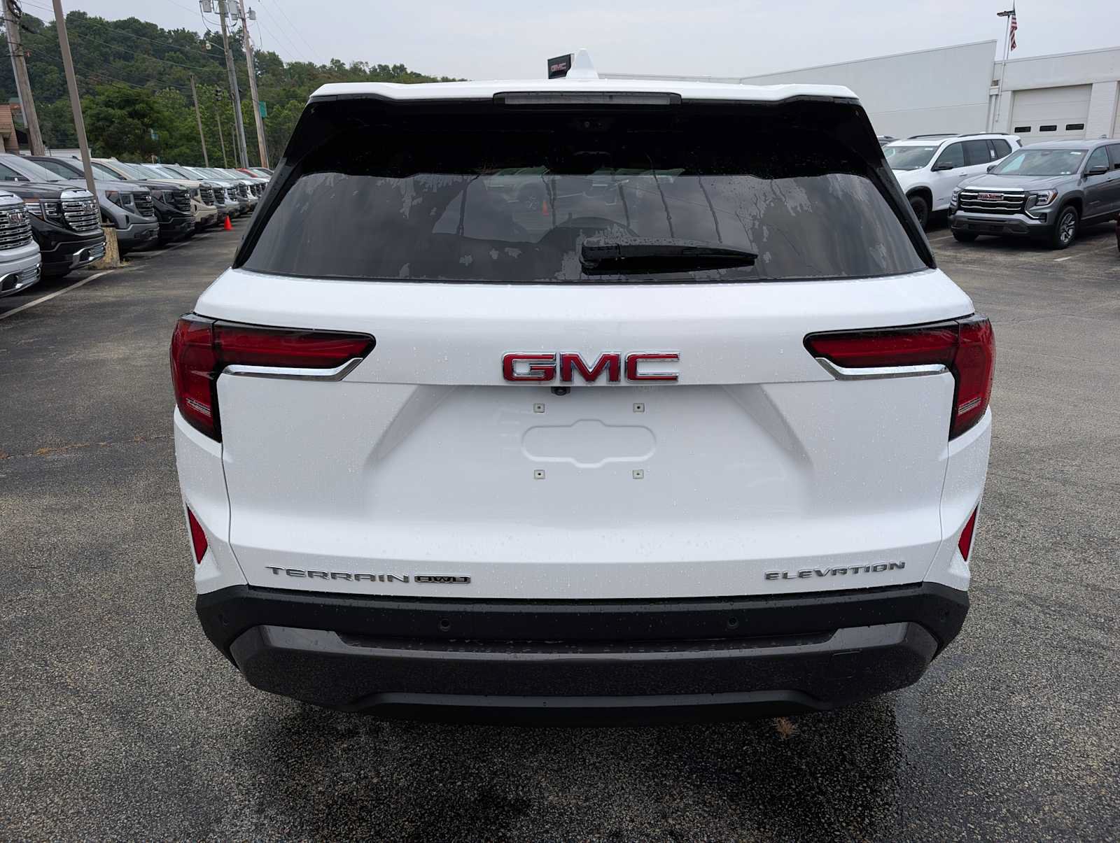 New 2027 GMC Terrain Elevation w/ Technology Package II AWD/4WD image 8