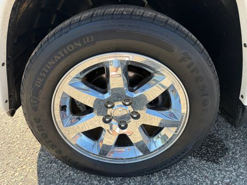 Used 2012 Jeep Liberty Sport AWD/4WD image 17