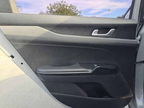 Used 2022 Kia K5 GT-Line image 17