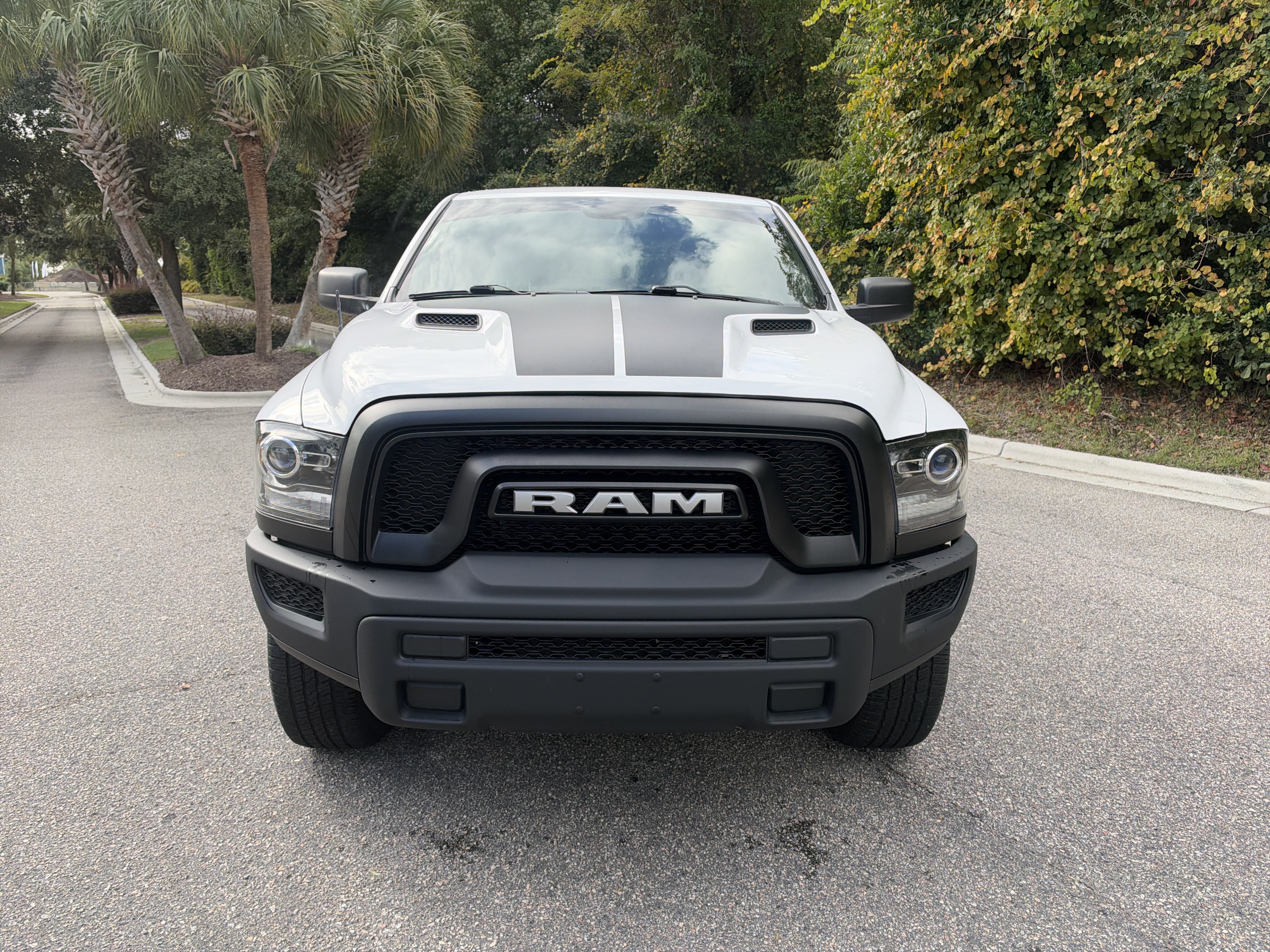 Used 2024 RAM 1500 Warlock AWD/4WD image 3